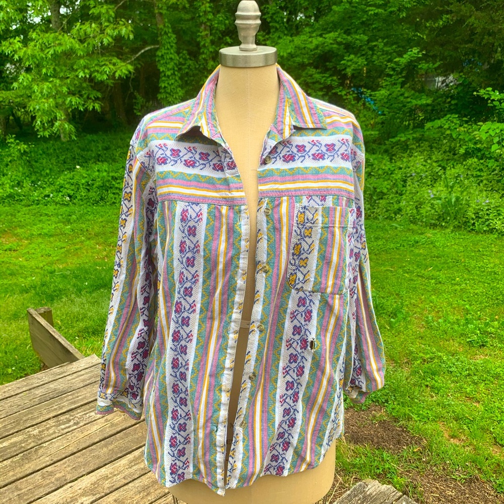 Vintage Long Sleeve Woven Print Button-Up